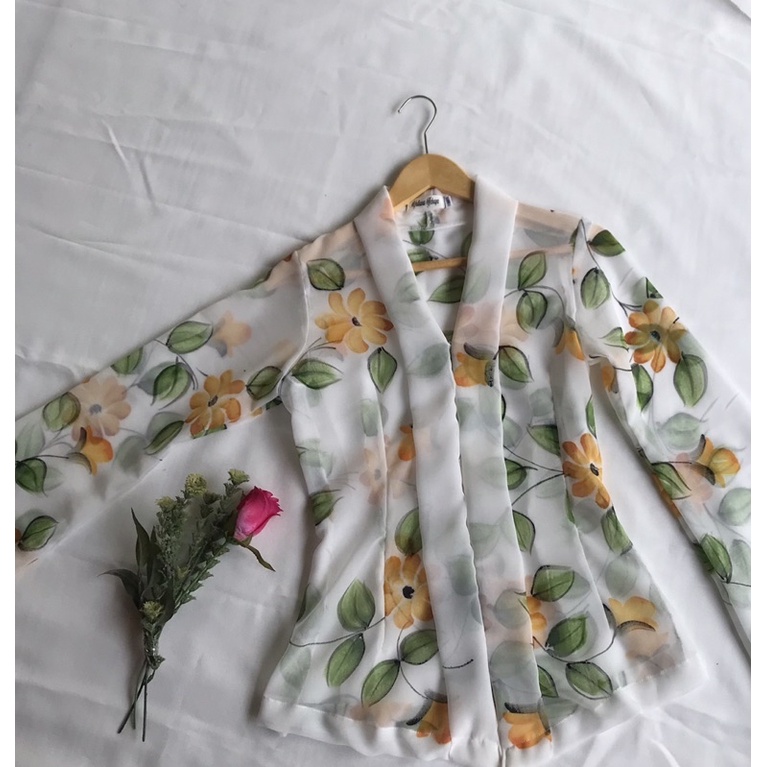 

kebaya lukis hand made fool painting