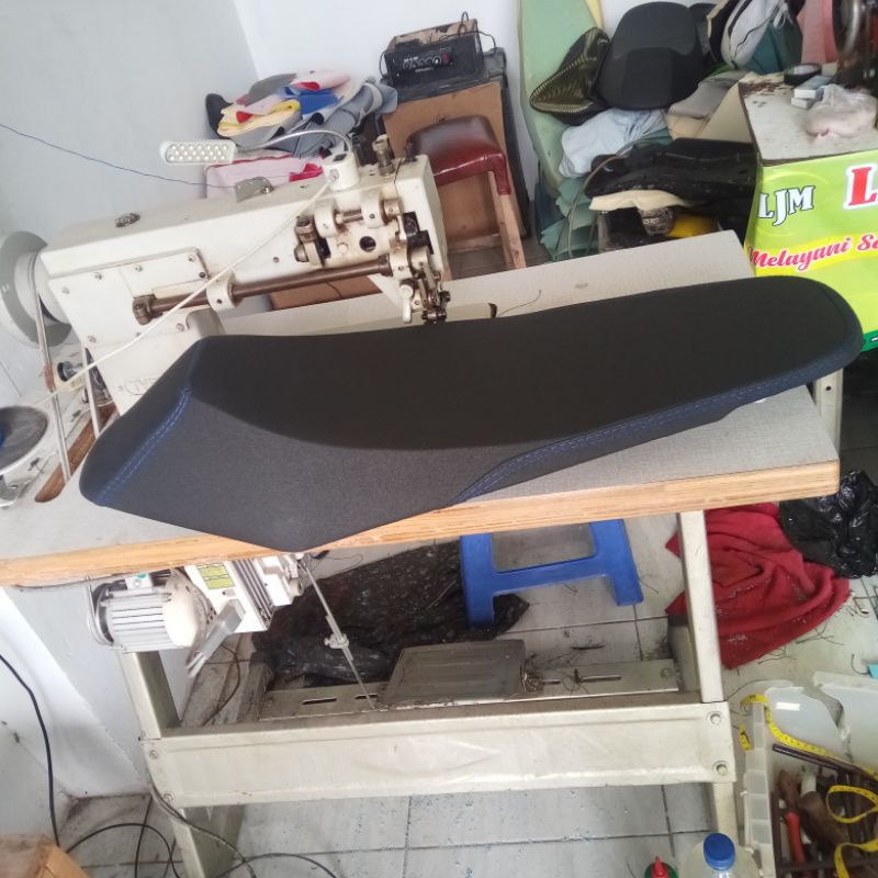 Jok beat karbu variasi roadrace