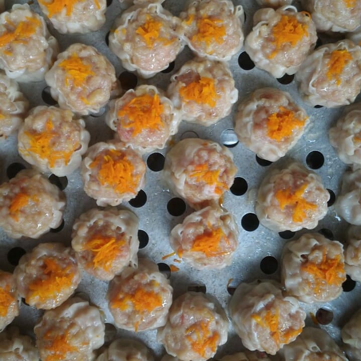 

Dimsum ayam frozen beku isi 30 Depok