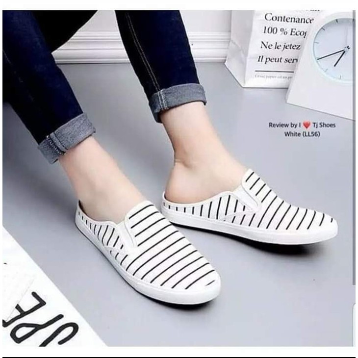 HD SEPATU WANITA SLIP ON SALUR LINE ART BEST SELLER MURAH - HITAM DAN PUTIH