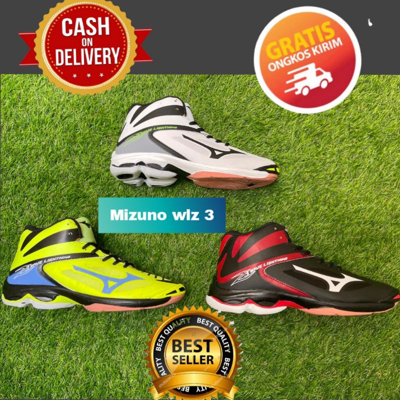 SEPATU VOLLY//MIZUNO LIGHTNING Z3 MID//MIZUNO WLZ 3 MID//WLZ 3 MID
