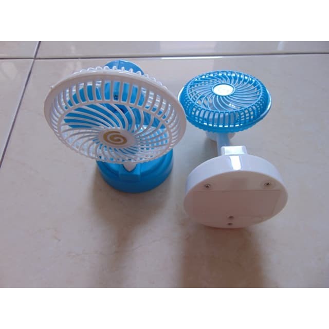 Mainan Kipas Angin Meja Mini Fan Menggunakan Baterai