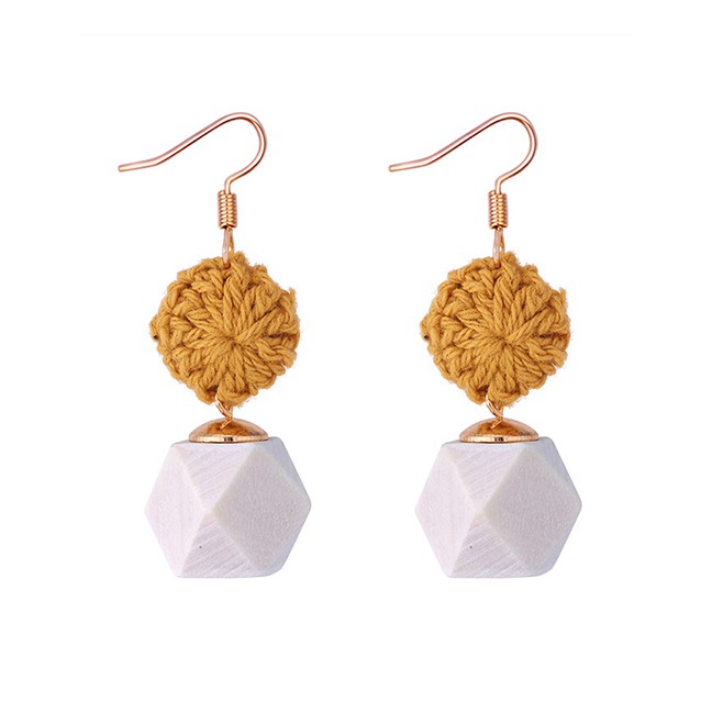 LRC Anting Gantung Fashion Geometric Shape Decorated Earrings