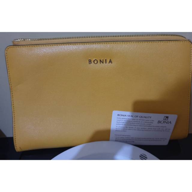 Clutch Bonia preloved
