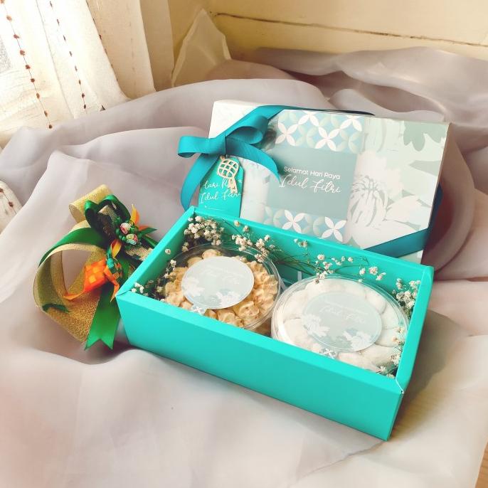 

BAYAR DITEMPAT Parsel Kue Kering Idul Fitri Premium - Hampers Lebaran Ramadan TERLARIS