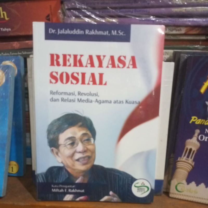 Buku Rekayasa Sosial