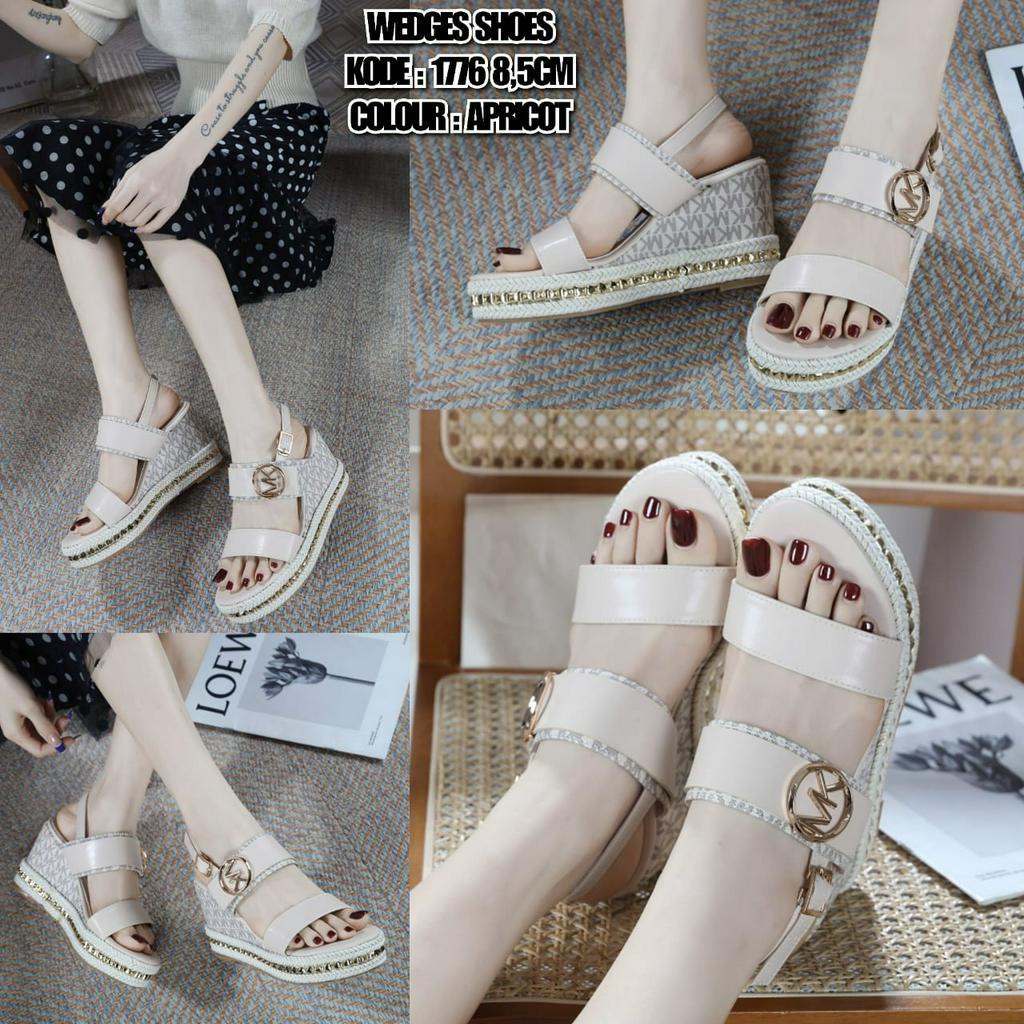 M K WEDGES SHOESA 1776