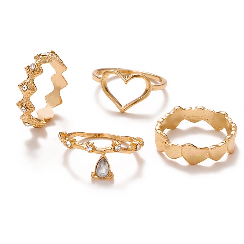 4 piece set crystal love heart combination ring set all-match fashion Punk ring for women