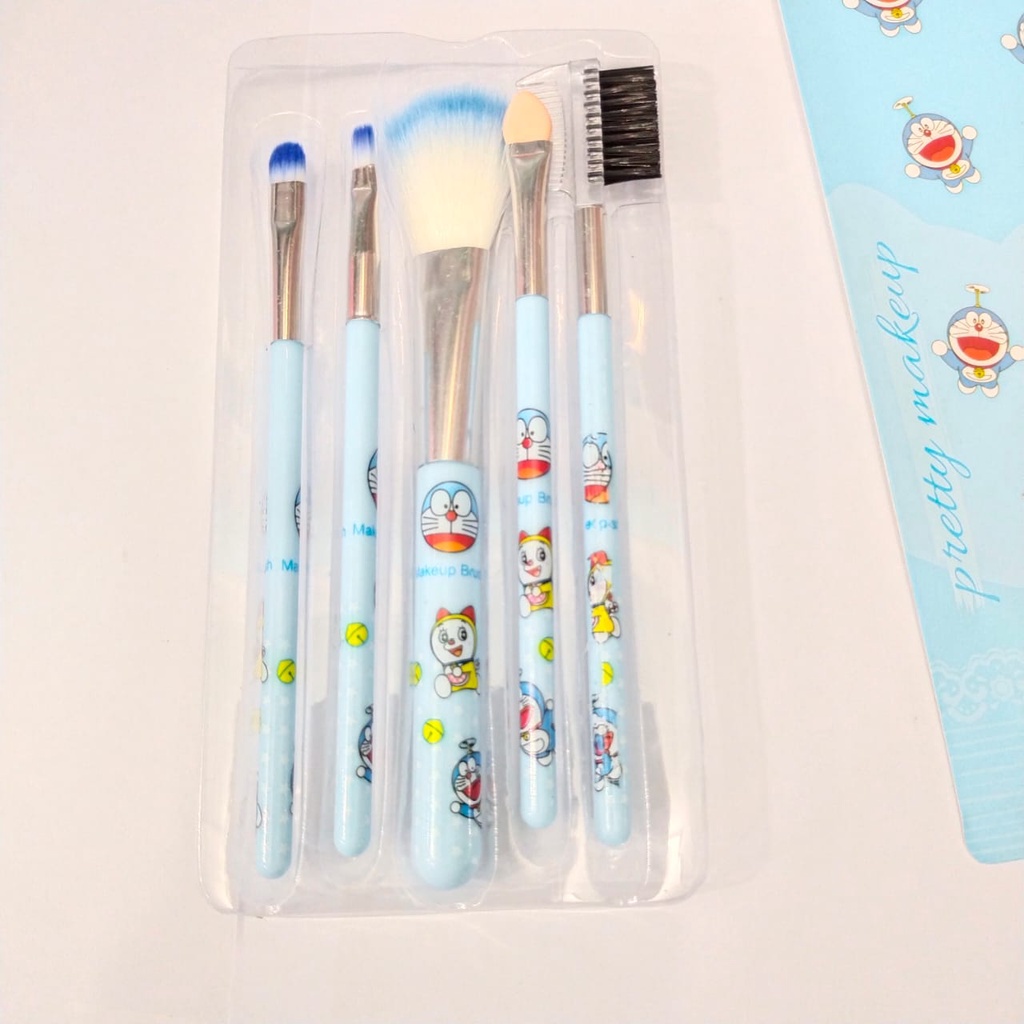 Set Alat Makeup Brush Karakter Lucu Style Fashion Kekinian