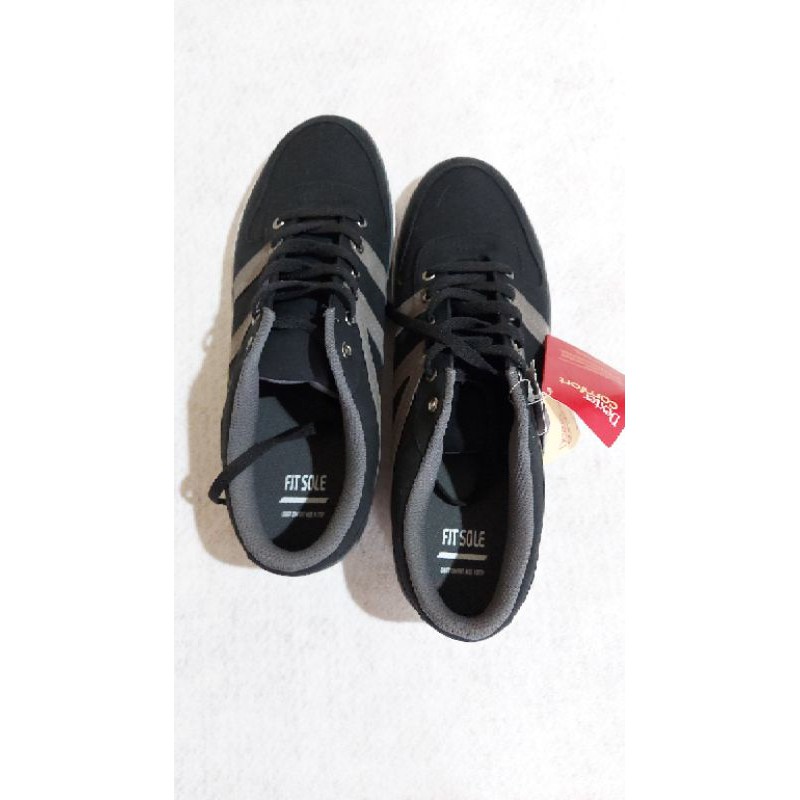 Dexter Fusion Black Only size 44