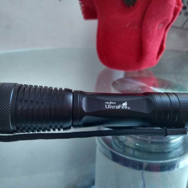 Senter xml-T6 Ultrafire (lengkap)