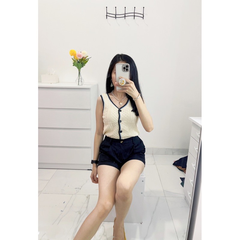 tanktop rajut wanita croptop knit button tanktop import.top knit kancing depan buntung import korean