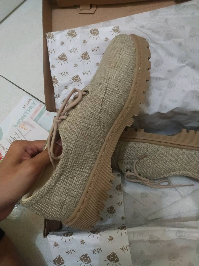 Khakikakiku Mia Biscuit