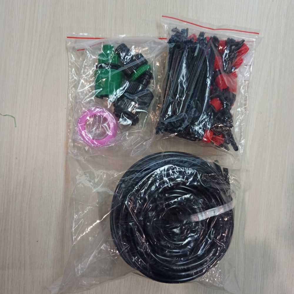 Set Peralatan Irigasi Air Taman Murah Lengkap Garden Watering Kit / Irigasi Tanaman Otomatis Perlengkapan Taman Alat Penyiram Tanaman Otomatis Praktis Selang Penyiram Tanaman Panjang Auto / Pengairan Taman Otomatis / Irigasi Tetes Otomatis