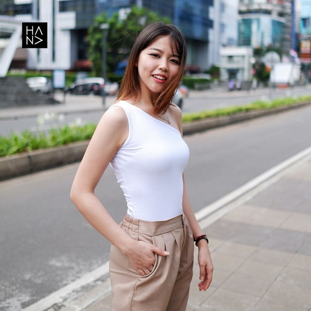 HanaFashion JKT - Basic Right Strap Tank Top Wanita - TT017