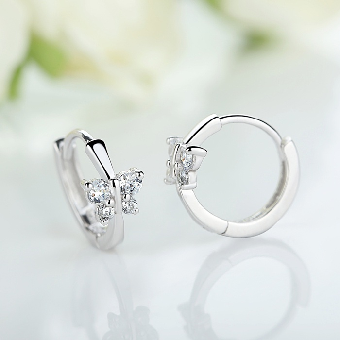 Anting Hoops Bentuk Bunga Butterfly Aksen Berlian Gaya Korea Untuk Wanita Hoops