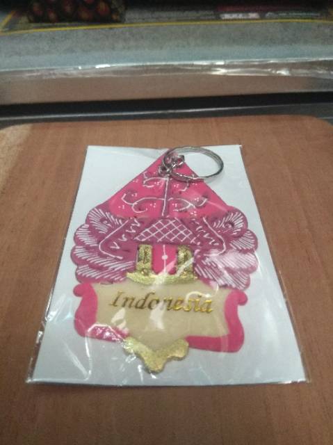 SOUVENIR GANTUNGAN KUNCI GUNUNGAN WAYANG KULIT HARGA PER PCS - MURAH