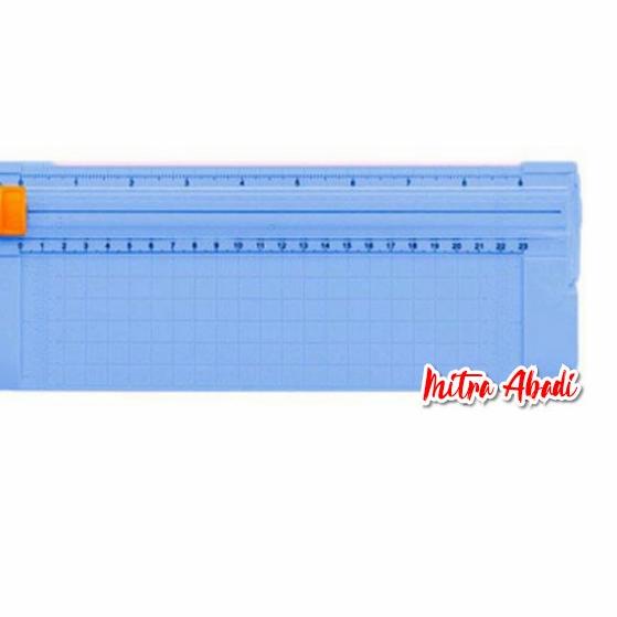 

Limited - Alat Pemotong - Potong Kertas A4 / A4 Paper Trimmer Cutter Portable