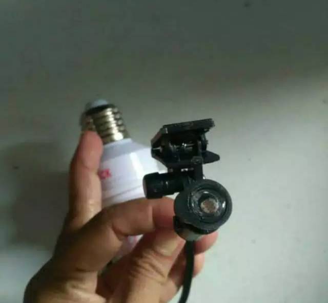 Fitting Sensor Cahaya Sheng Wei / Fitting Lampu Sensor Winglock WL - 212