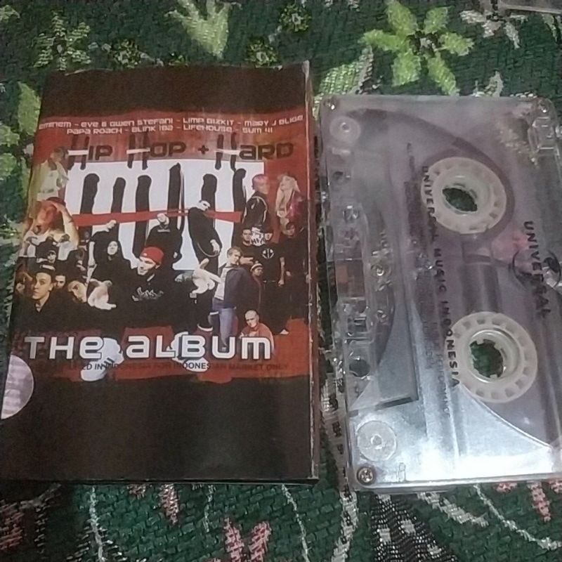 Kaset pita Hip Hop+ Hard : The Album