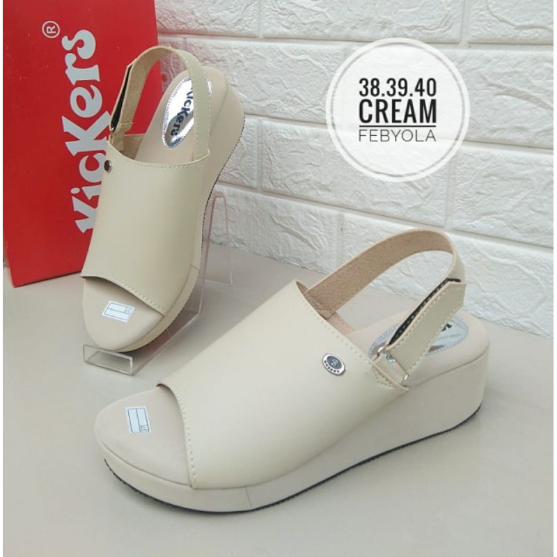 Sandal Wedges Kickers