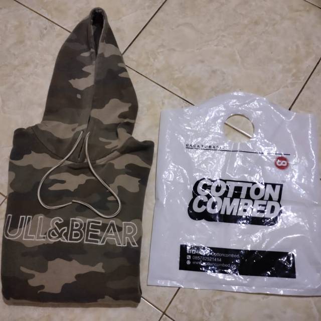 Hoodie pull&bear camo