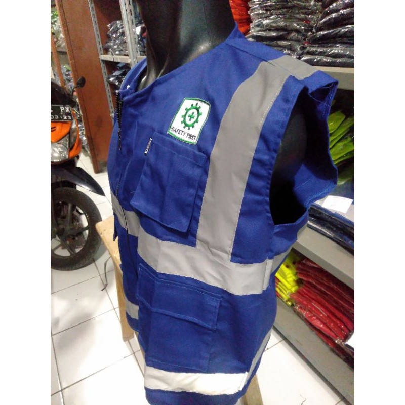 ROMPI SAFETY BAHAN KAIN DRILL FREE LOGO K3 BENDERA BIRU RESLETING 3 KANTONG SAKU