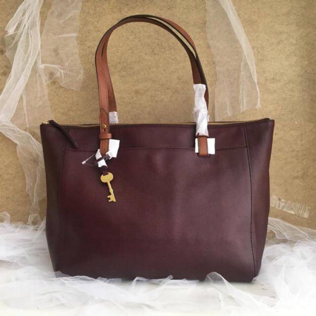 fossil tote sale