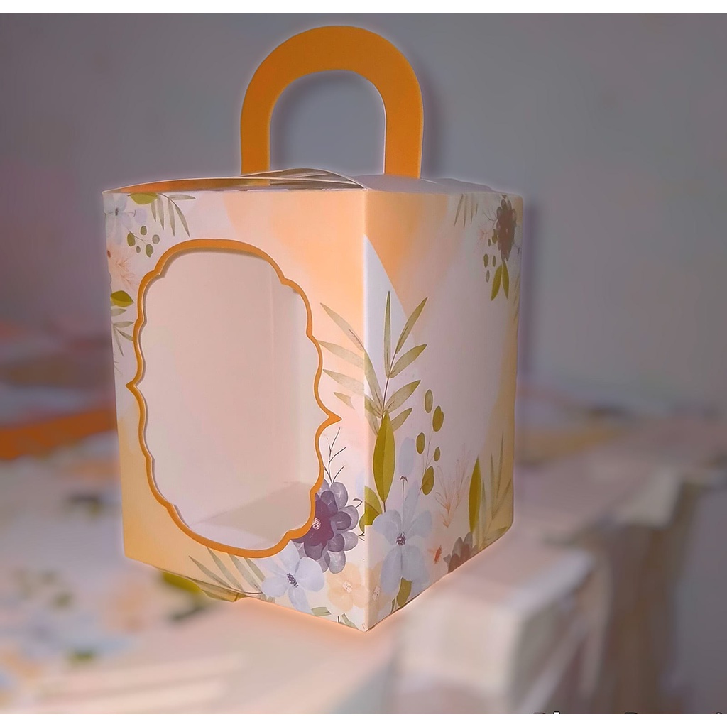 

BOX SOUVENIR 9x9x11 PEACH IVORY