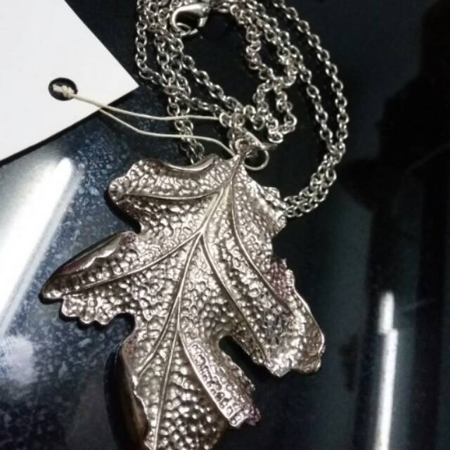 Kalung rantai panjang