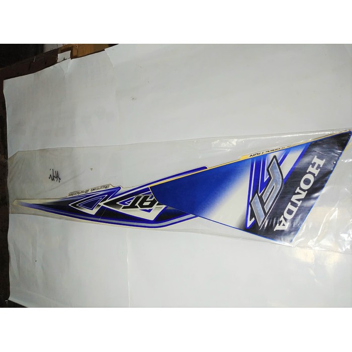 SALE -  Striping Lis Bodi &amp; Stiker Body Beat Fi 2012 Biru Putih