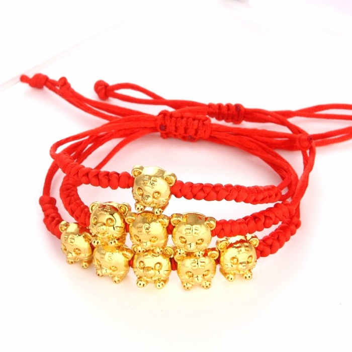 Gelang Tali Merah Liontin Emas Macan Gold Bracelet Kado Imlek Tiger Harga Grosir Termurah