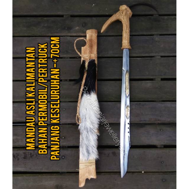 Mandau Asli Khas Kalimantan