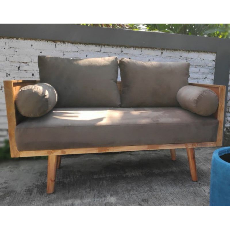 Sofa Retro Kayu Vintage