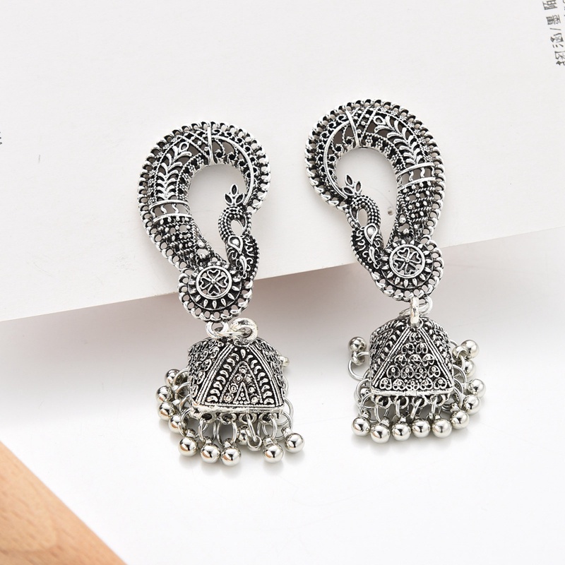 Anting Rumbai Warna Silver Gaya Vintage Bohemian Tibet Untuk Wanita