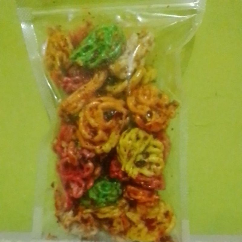 

seblk,krupuk,pedo,renyah,gurih,buat cemilan