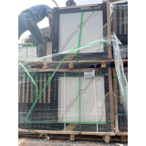 granit 60x60 daiva white