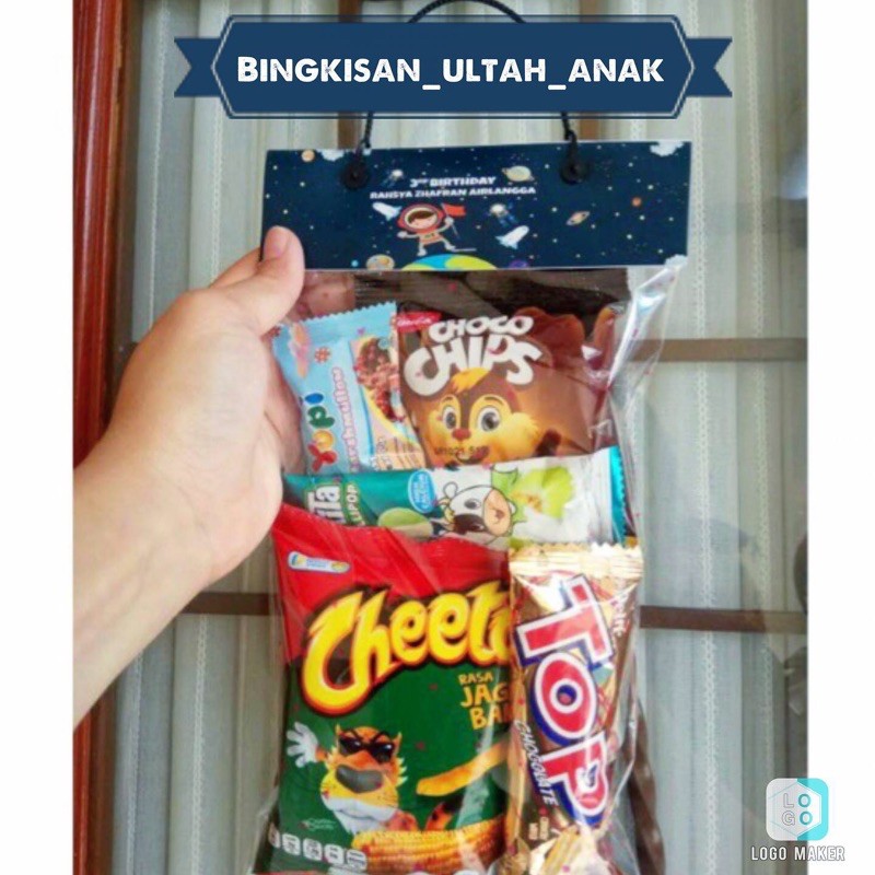 

PAKET BINGKISAN 5 ITEM SNACKS (custom packaging)