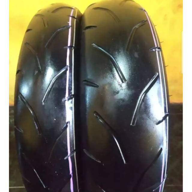Sepasang ban motor second tubles ukiran Aerox 110/80 dan 140/70 ring 14 merk IRC