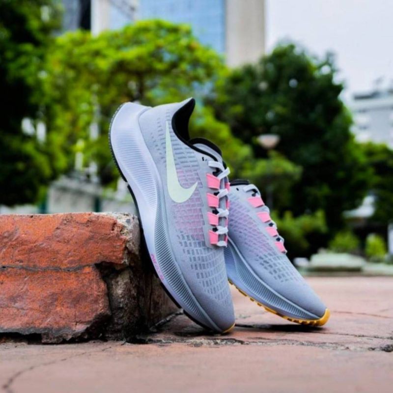 nike pegasus 37 obsidian mist