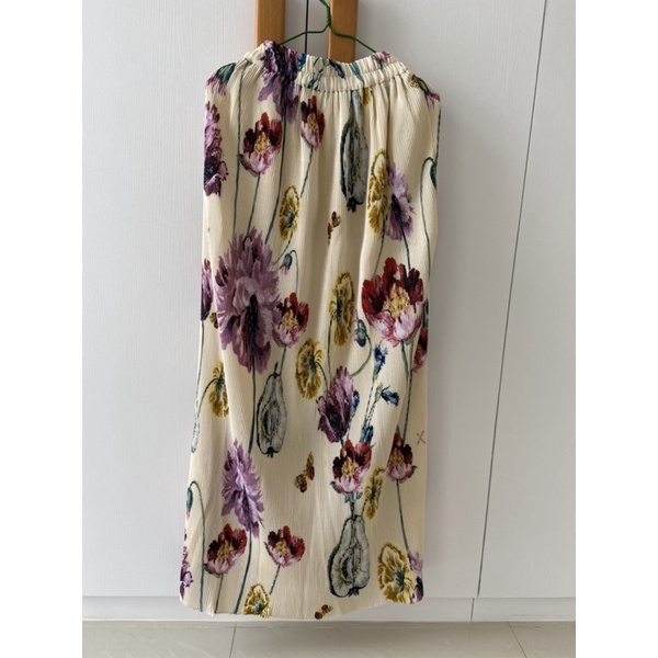 ria miranda rok pleats