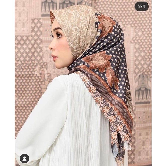 Preloved Julang Scarf  by Wearingklamby