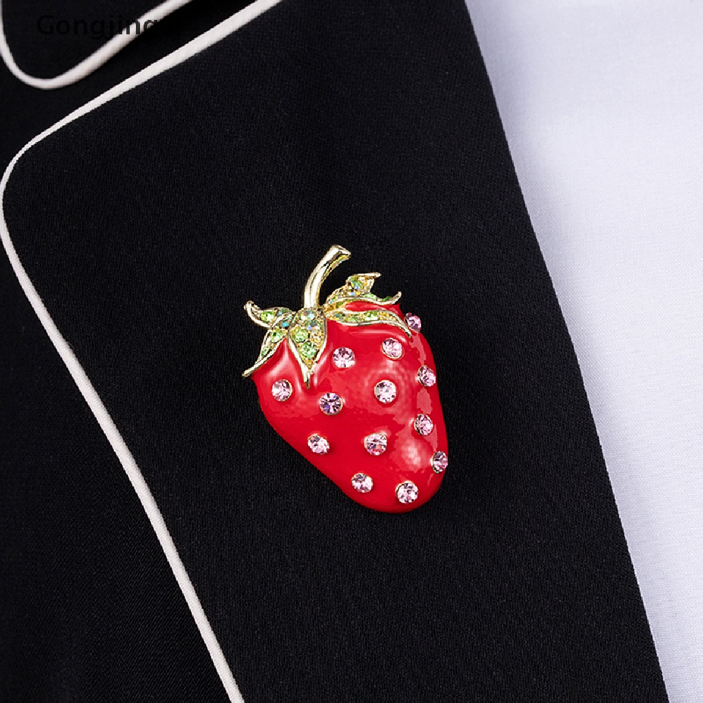 Gongjing1 Bros Pin Bentuk Strawberry Lucu Untuk Aksesoris Scarf / Syal Wanita