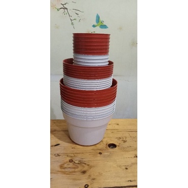 Pot 17 CM (BAL) putih & merah bata