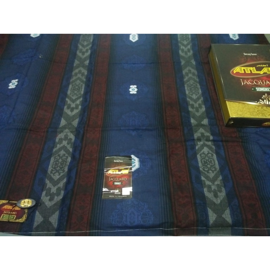 Sarung Atlas Jaquard Songket ungu