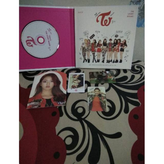 [Ready Stok] Garland Twice - The Story Begins