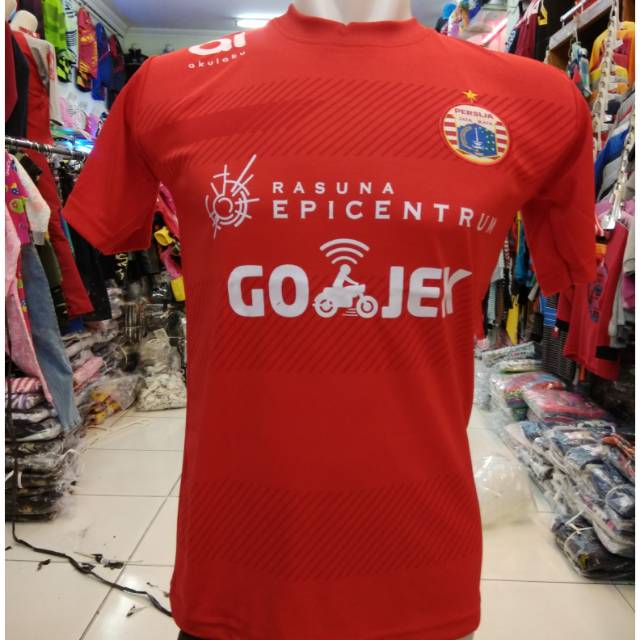 Jersey persija merah