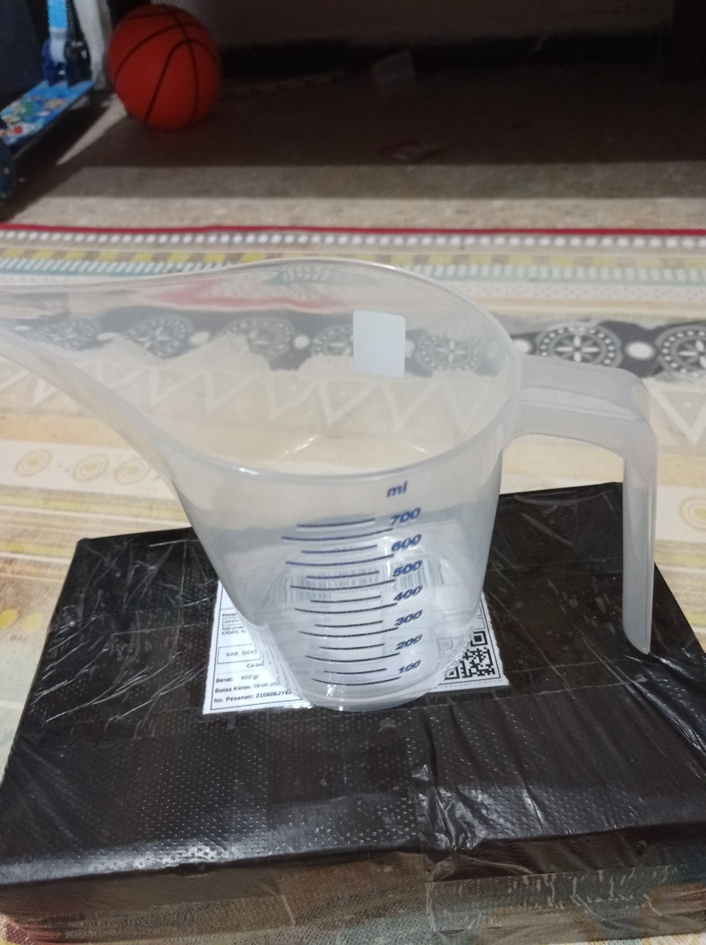 Gelas Ukur Takar 700 Ml Corong / Mulut Panjang