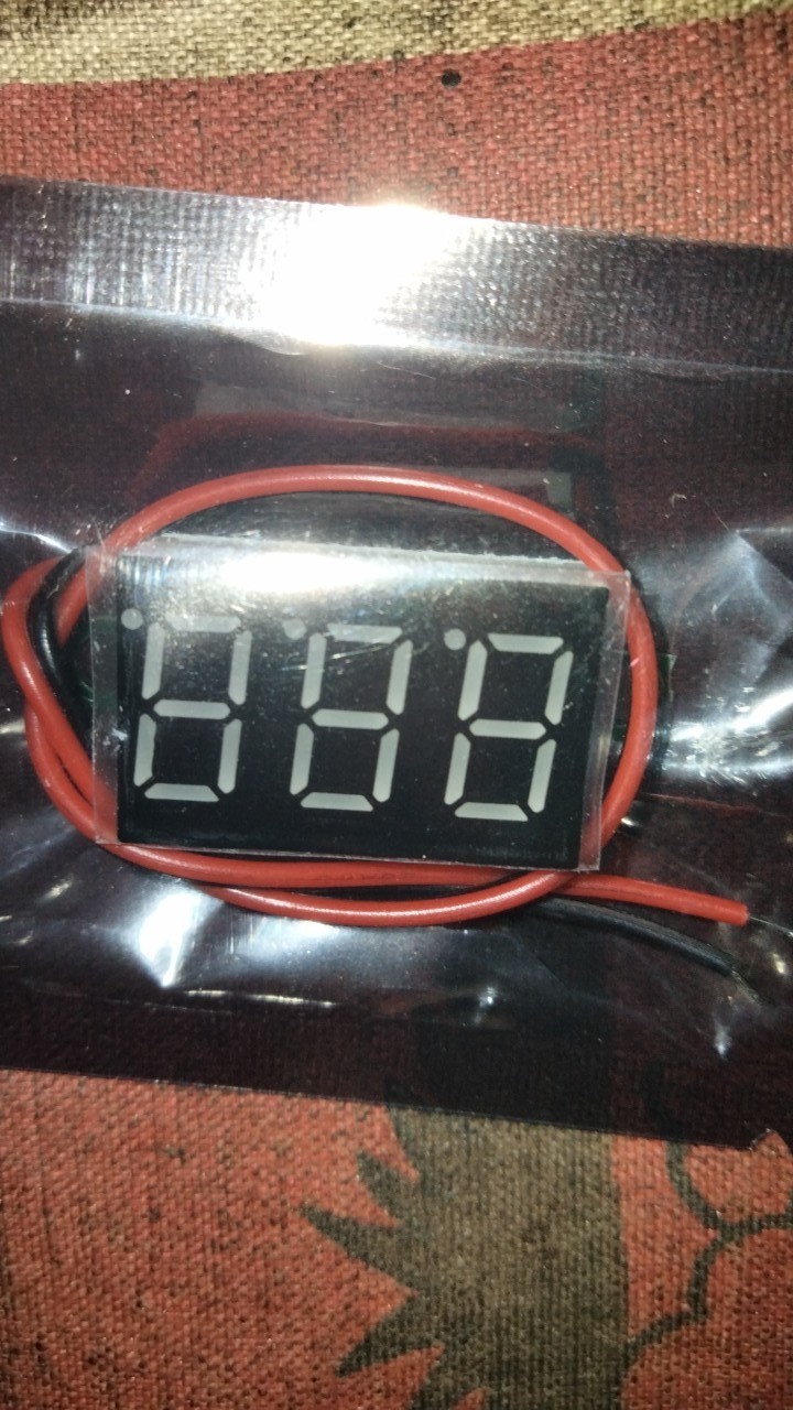 Voltmeter Digital Dc4.5v-30v Dengan Layar Led Warna Merah Ukuran 0.36 Inci