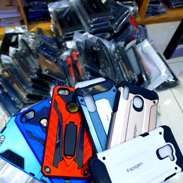 Case robot/spigen oppo f9